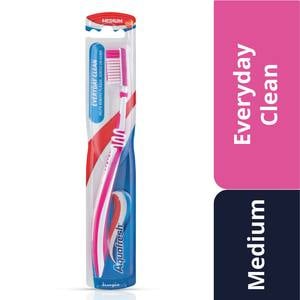 Aquafresh Everyday Clean Toothbrush Medium Assorted Color 1 pc