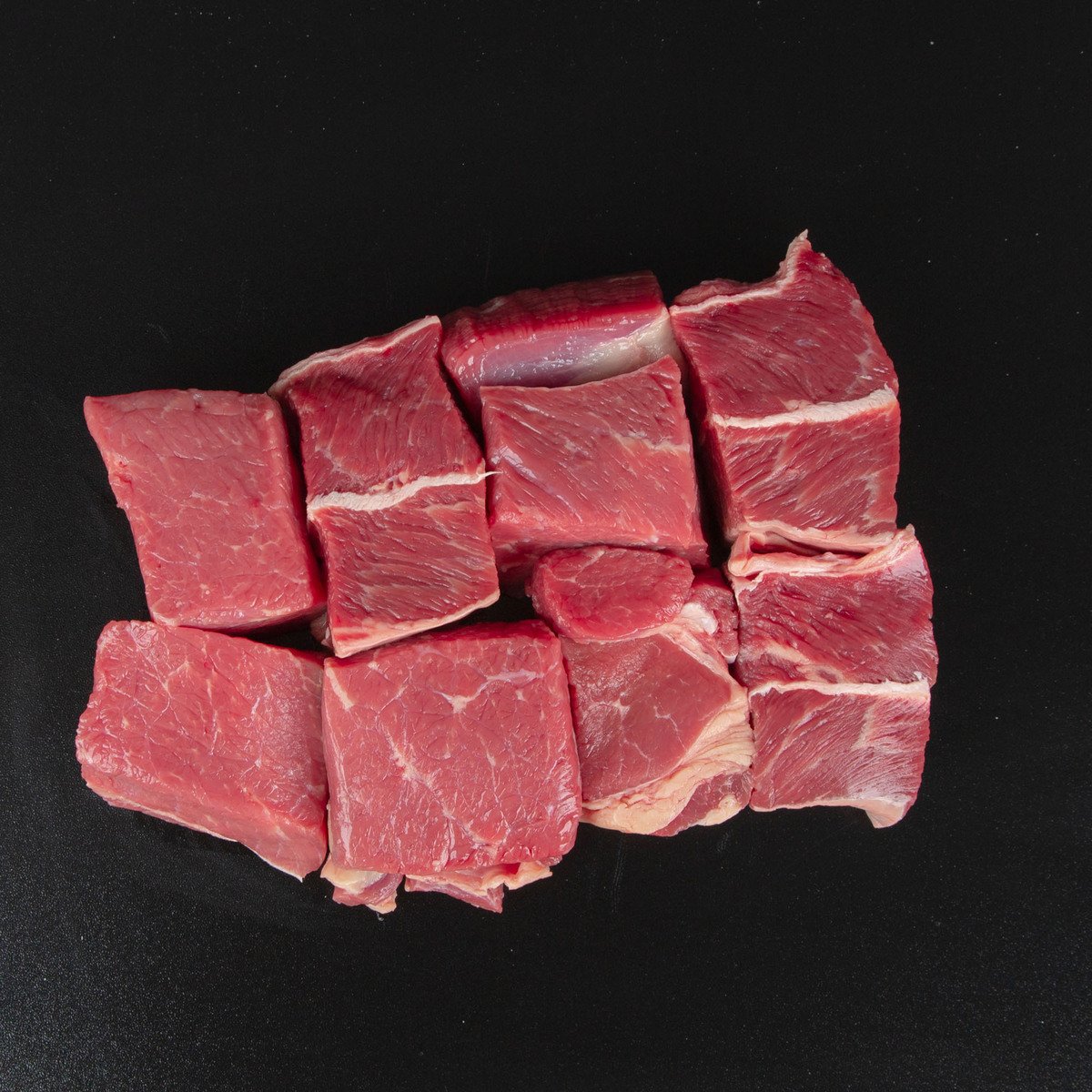 اشتري قم بشراء مكعبات لحم بقري جنوب أفريقي 500 جم Online at Best Price من الموقع - من لولو هايبر ماركت Veal & Beef في الامارات