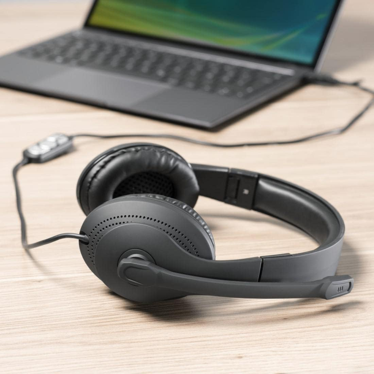 Hama Office PC Stereo Headset, Black, HS-USB300 Online at Best Price | PC  Headset | Lulu Oman | PC-Headsets