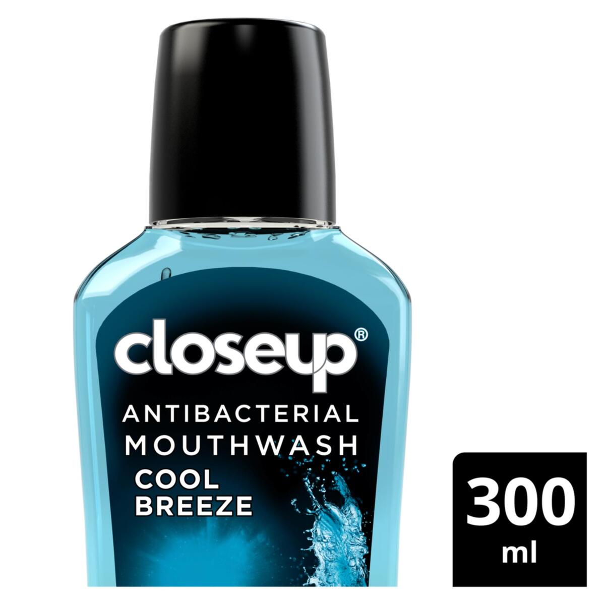 Closeup Antibacterial Mouthwash Cool Breeze 300 ml