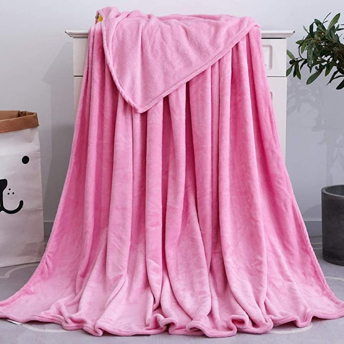 Maple Leaf Flannel Blanket 220x240cm Pink