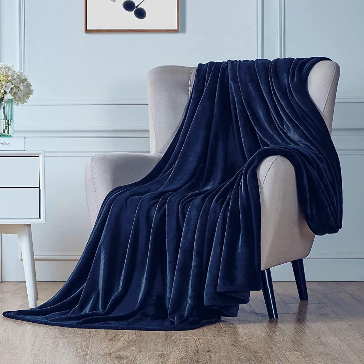 Maple Leaf Flannel Blanket 220x240cm Navy Blue
