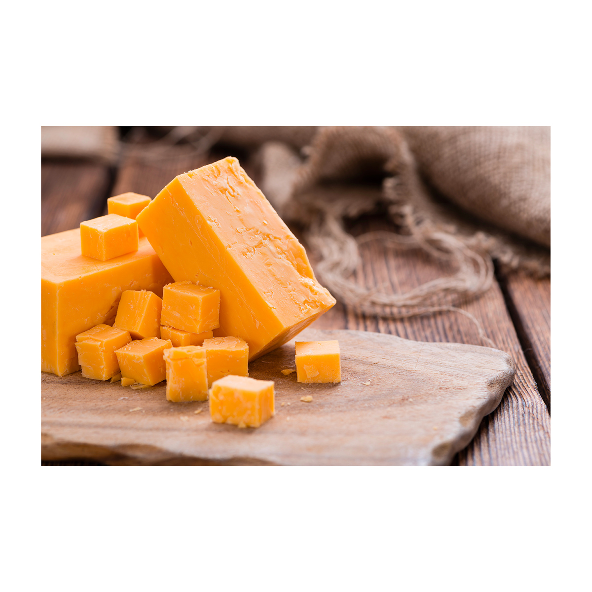 So British Mild Colored Cheddar Cheese Slices 250g Approx. Weight