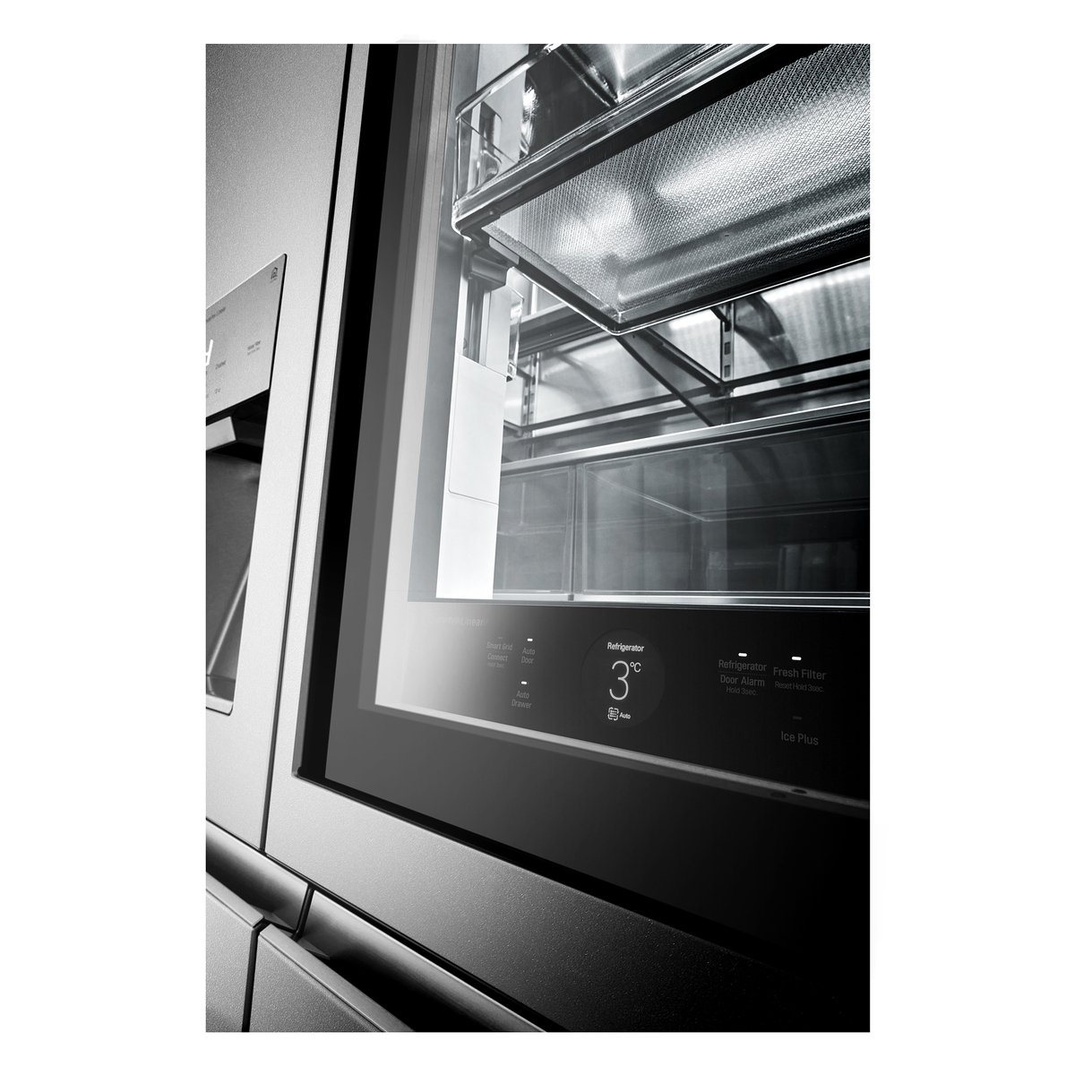 LG SIGNATURE InstaView Door-in-Door Side By Side Refrigerator GR-X33FGNGL 723Ltr