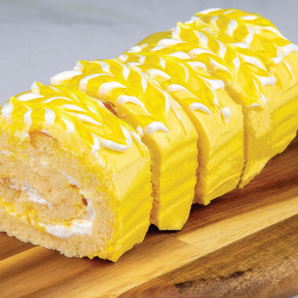 LuLu Bakery Pineapple Swiss Roll 1 pkt