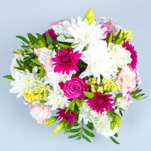 Round Composition Of Mums And Roses Table Arrangement
