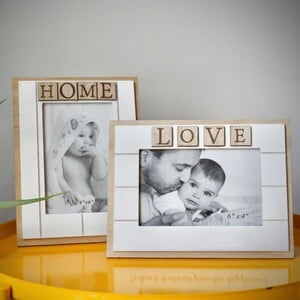 Maple Leaf Wooden Tabletop Picture Frame HT74951A/B