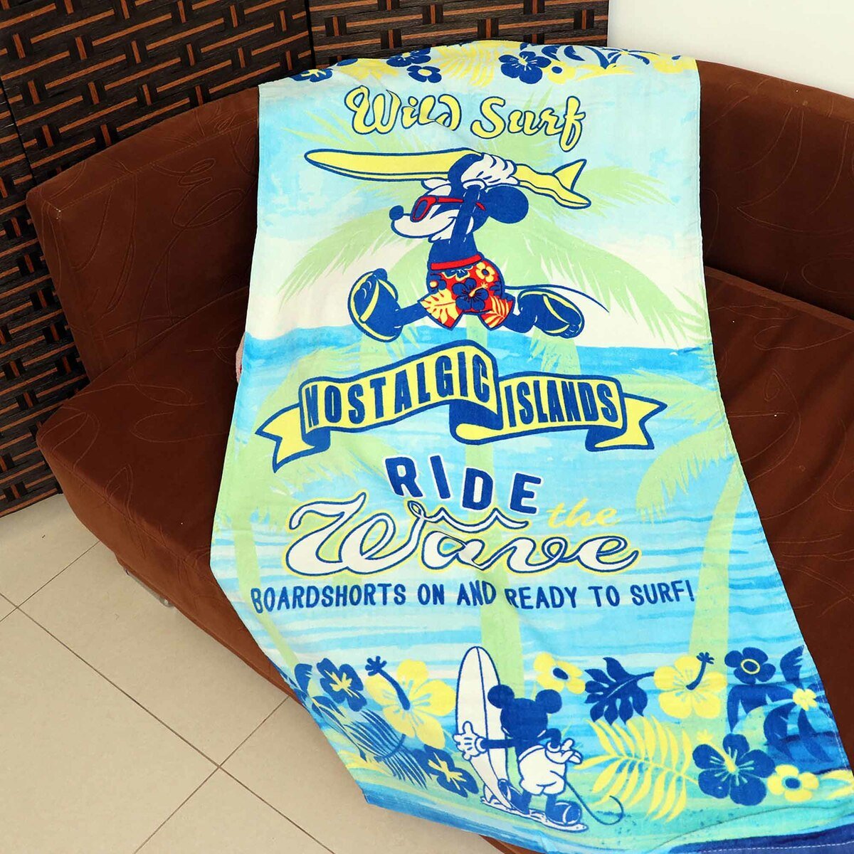 Disney Mickey Mouse Kids Beach Bath Towel for Kids 70x140cm TRHA1311 (Official Disney Product)