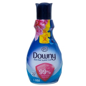 Downy Anti-Bac Concentrated Fabric Softener 880ml