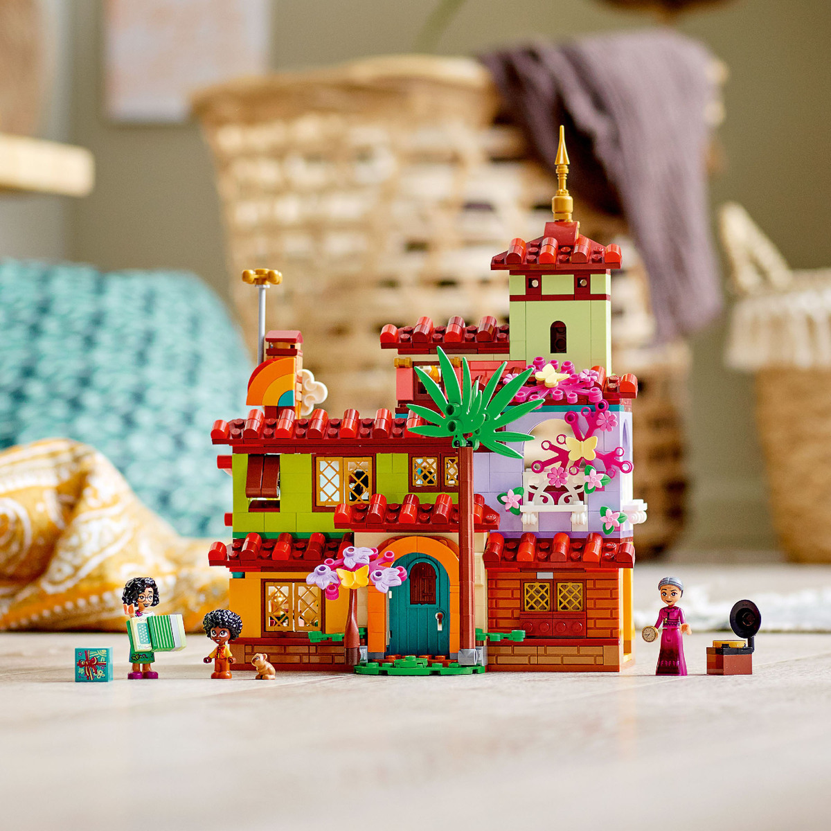 LegoThe Madrigal House 43202