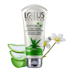 Lotus Herbals White Glow 3in1 Deep Cleansing Skin Whitening Facial Foam 100 g
