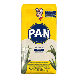 P.A.N Pre-Cooked White Corn Meal 1 kg