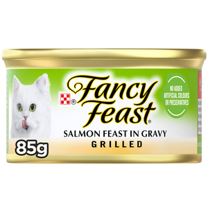 اشتري قم بشراء Purina Fancy Feast Grilled Salmon Feast In Gravy Cat Food 85 g Online at Best Price من الموقع - من لولو هايبر ماركت Cat Food في الكويت