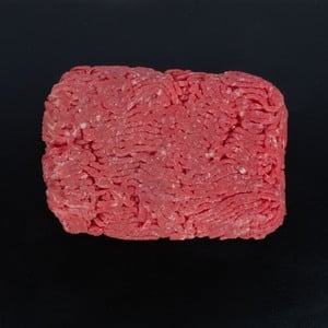 اشتري قم بشراء شريحة لحم بقري برازيلي مفرومة 500 جم Online at Best Price من الموقع - من لولو هايبر ماركت Veal & Beef في الامارات