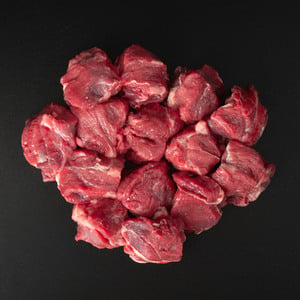 اشتري قم بشراء مكعبات لحم جاموس هندي 500 جم Online at Best Price من الموقع - من لولو هايبر ماركت Veal & Beef في الامارات