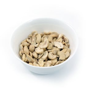 اشتري قم بشراء كاجو مكسور 1 كجم Online at Best Price من الموقع - من لولو هايبر ماركت Roastery Nuts في الكويت