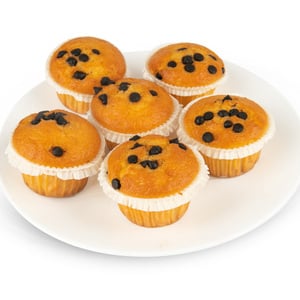 Buy Choco Chip Muffin 6 pcs Online at Best Price | Muffins | Lulu KSA in Saudi Arabia
