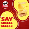 Pringles Cheesy Cheese Chips 165 g