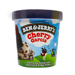 Ben & Jerry's Ice Cream Cherry Garcia & Fudge Flakes 473ml